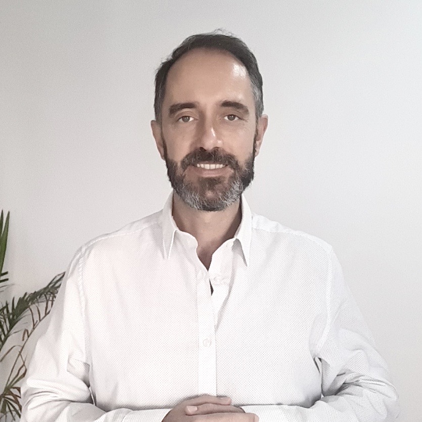 Antoni    Martínez Monzó   